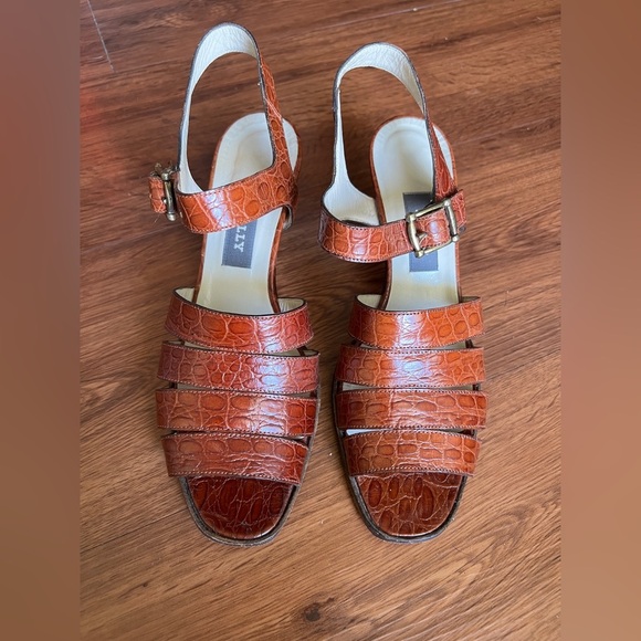 Bally Women’s 8.5N Brown Croc Embossed Leather Strappy Slingback Heels Vintage - Picture 2 of 7